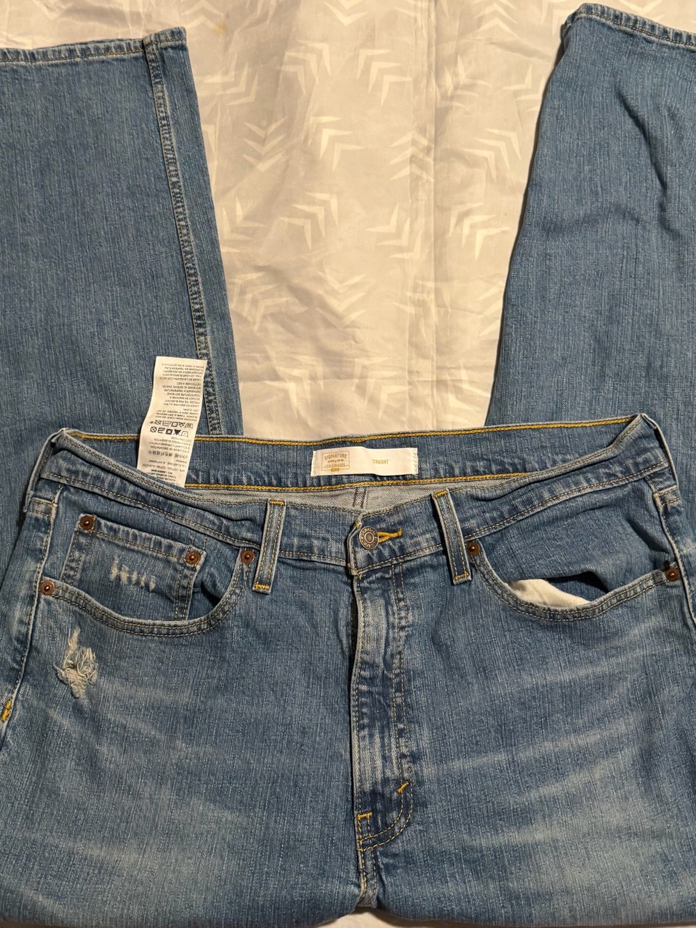 Signature by Levi Strauss Blue Straight Denim Jeans